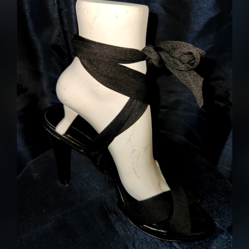 BCBG MAXAZRIA Women's Size 9 1/2 Black Sandals Fabric Lace Up Stiletto Heel Shoe